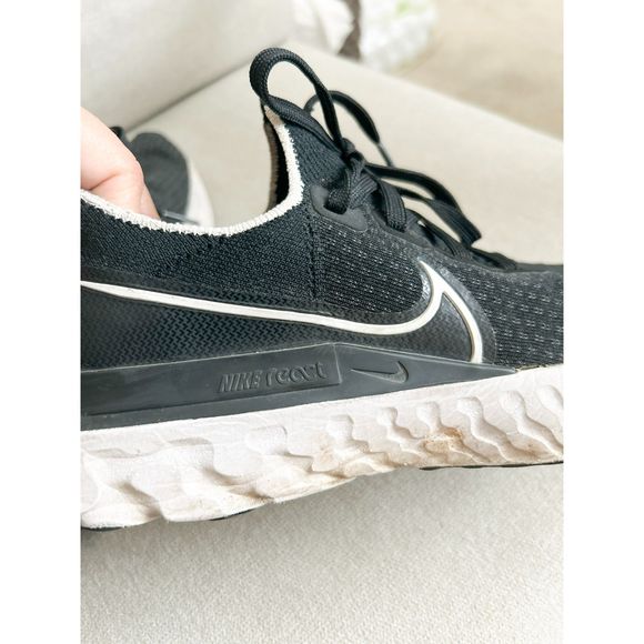 Nike React Flyknit Infinity Run sneakers size 8 - Picture 5 of 9